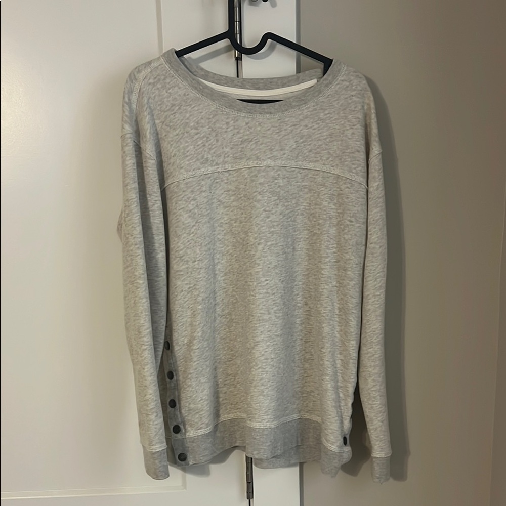 Abercrombie & Fitch Gray Fleece Sweater
